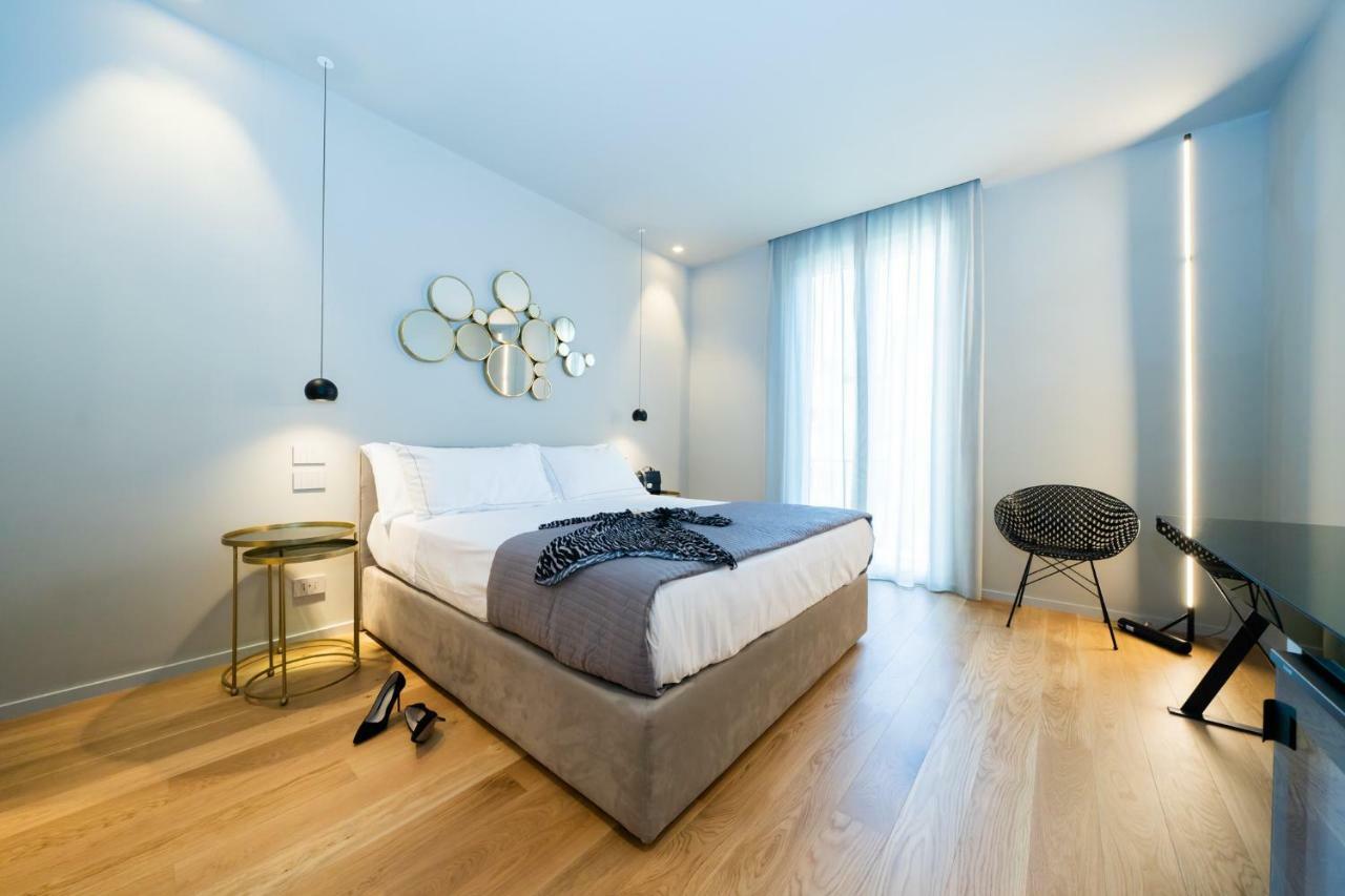 Elite Accommodations & Hydromassage Pool Reggio Calabria Exterior foto