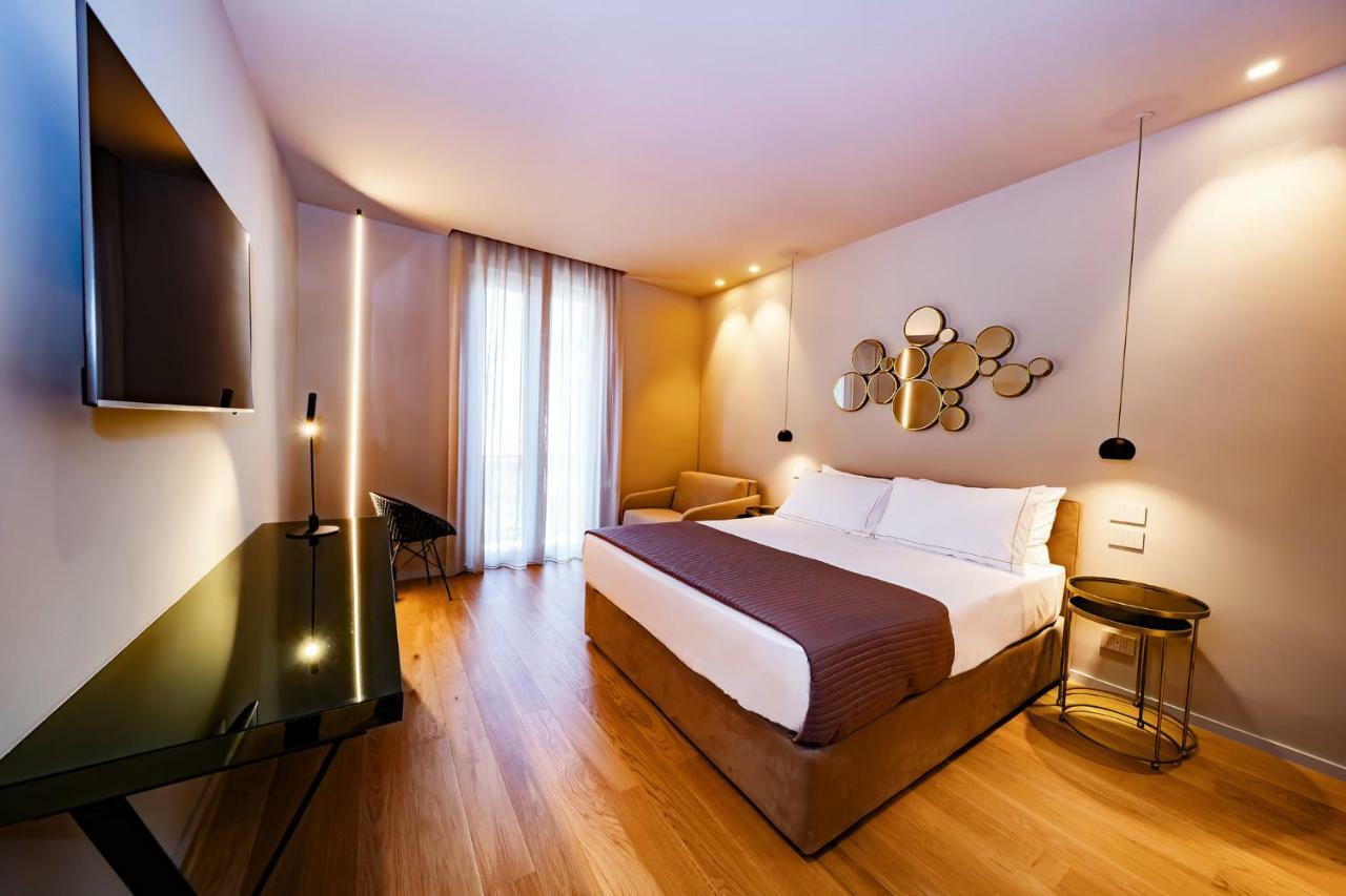 Elite Accommodations & Hydromassage Pool Reggio Calabria Exterior foto