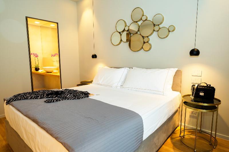 Elite Accommodations & Hydromassage Pool Reggio Calabria Exterior foto